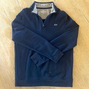 Vineyard vines quarter zip up. Size Medium 12-14